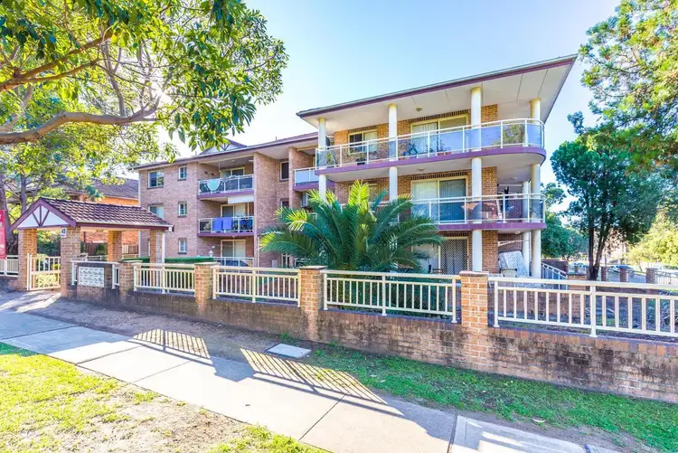 8/45 Reynolds Avenue, Bankstown NSW 2200