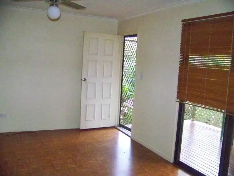 Sixth view of Homely house listing, 28 CRESTHAVEN, Lamb Island QLD 4184