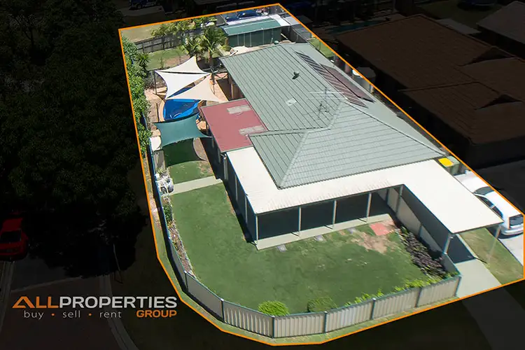 1 McIntyre Street, Hillcrest QLD 4118