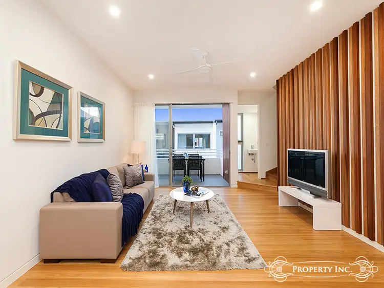 Sixth view of Homely townhouse listing, 1/122 Waverley Street, Annerley QLD 4103