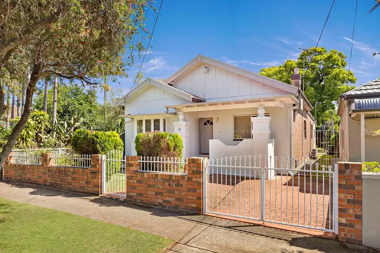 22 Lily Street, Croydon Park NSW 2133