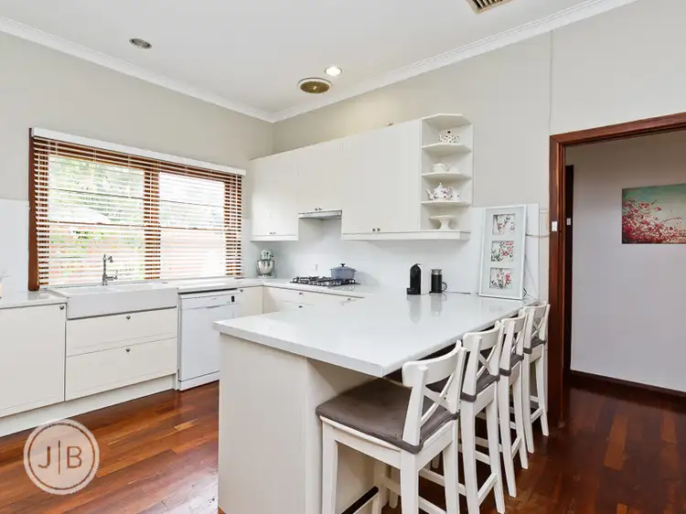 38 Hope Avenue, Manning WA 6152