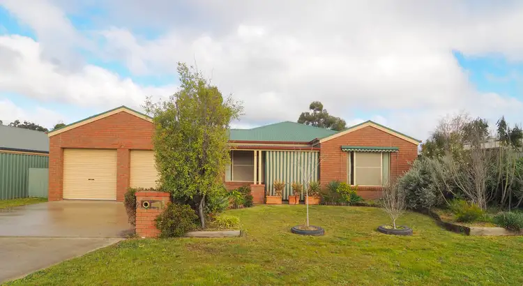 2 Redgum Drive, Ararat VIC 3377