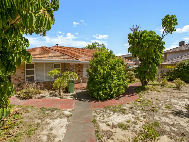 Fifth view of Homely house listing, 5 Unwin Crescent, Salter Point WA 6152