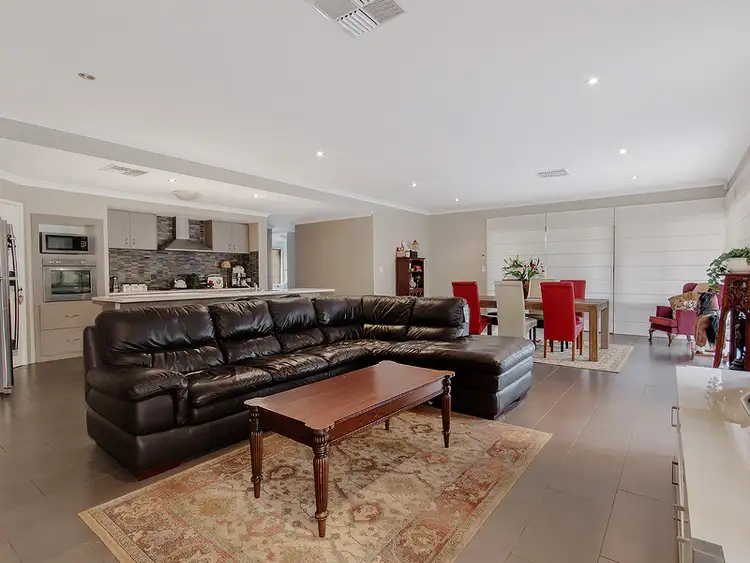 Fifth view of Homely house listing, 14 Sorrento Turn, Secret Harbour WA 6173