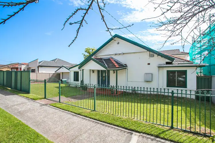 2C Regent Street, Bexley NSW 2207