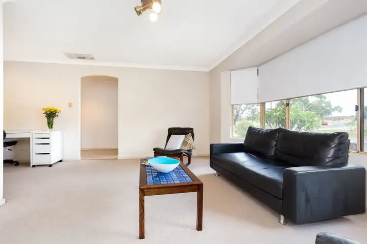 Sixth view of Homely house listing, 2 Frost Close, Munster WA 6166