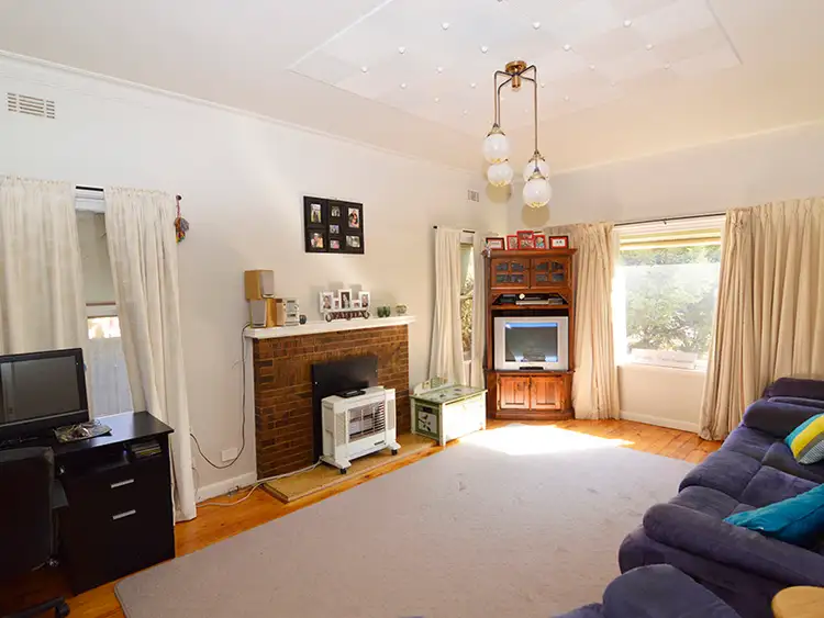 Second view of Homely house listing, 125 Jacaranda Street, Red Cliffs VIC 3496