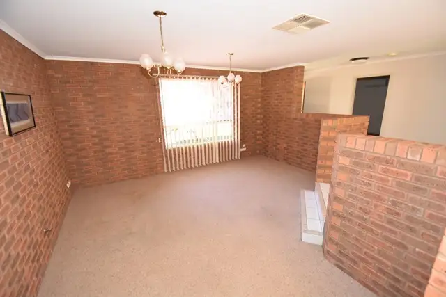 Fifth view of Homely house listing, 52 HILLSIDE GARDEN, Desert Springs NT 870