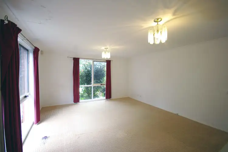 Fifth view of Homely house listing, 16 Sienna Crescent, Endeavour Hills VIC 3802
