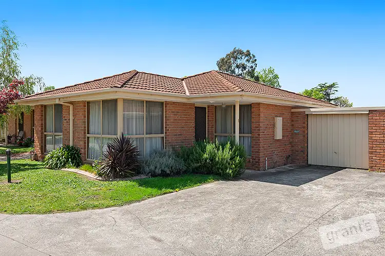 Main view of Homely house listing, 8/7-9 Beaconsfield Avenue, Beaconsfield VIC 3807