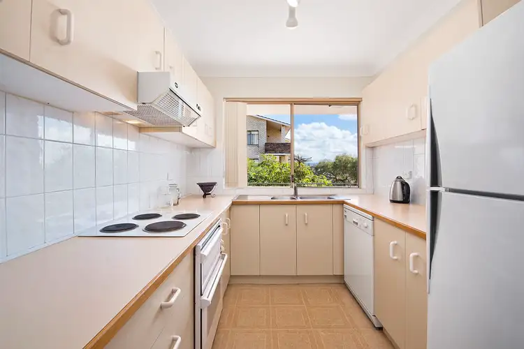 Fourth view of Homely unit listing, 2/74-78 Crown Road, Queenscliff NSW 2096
