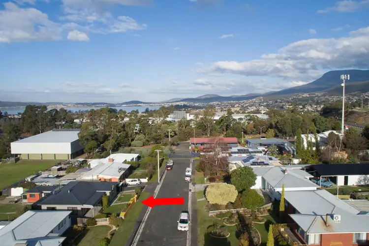 5 Narillan Street, Claremont TAS 7011