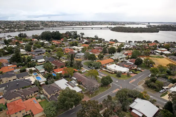 Second view of Homely house listing, 35B Central Road, Rossmoyne WA 6148