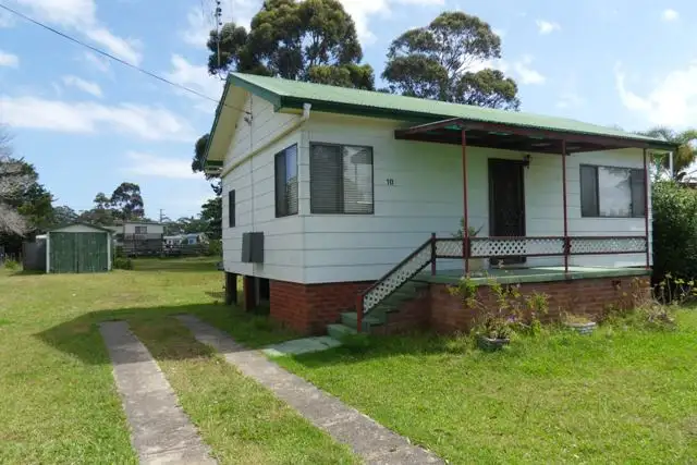 10 BANKSIA ST, Sussex Inlet NSW 2540