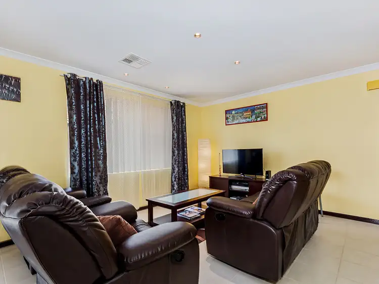 Fifth view of Homely house listing, 3/19 Bain Square, Forrestfield WA 6058