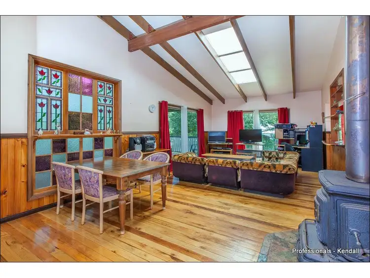 1 Freemont Drive, Tamborine Mountain QLD 4272