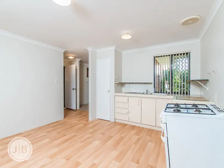 Sixth view of Homely house listing, 10 Morrell Way, Armadale WA 6112
