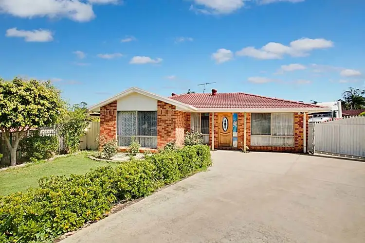 Second view of Homely house listing, 5 Orsino Place, Rosemeadow NSW 2560