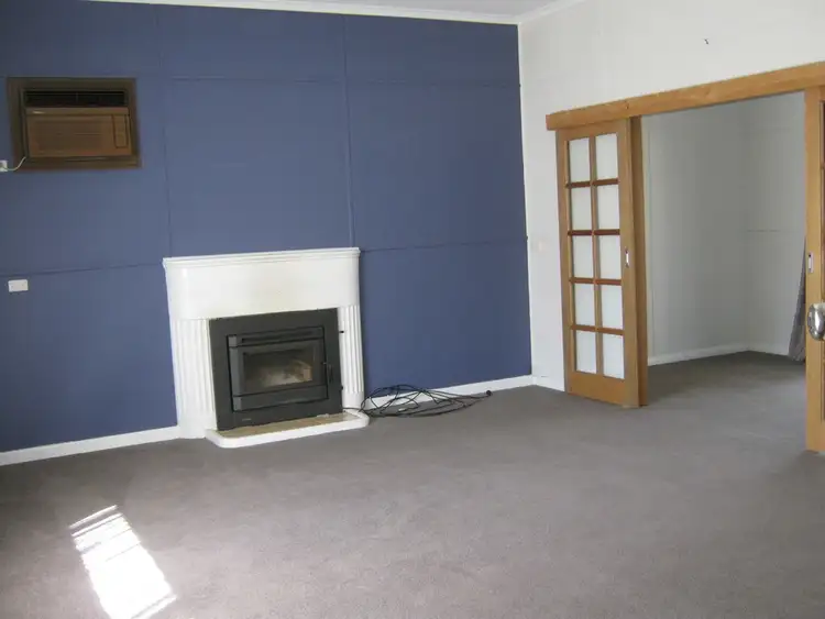 Second view of Homely house listing, 1 Eveline Street, Bordertown SA 5268
