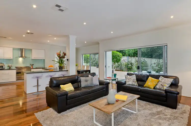 Sixth view of Homely house listing, 10 Clifton Court, Stonyfell SA 5066