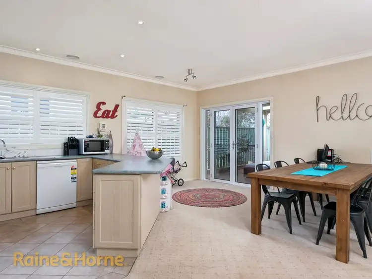Fifth view of Homely villa listing, 1/112 Urana Street, Turvey Park NSW 2650