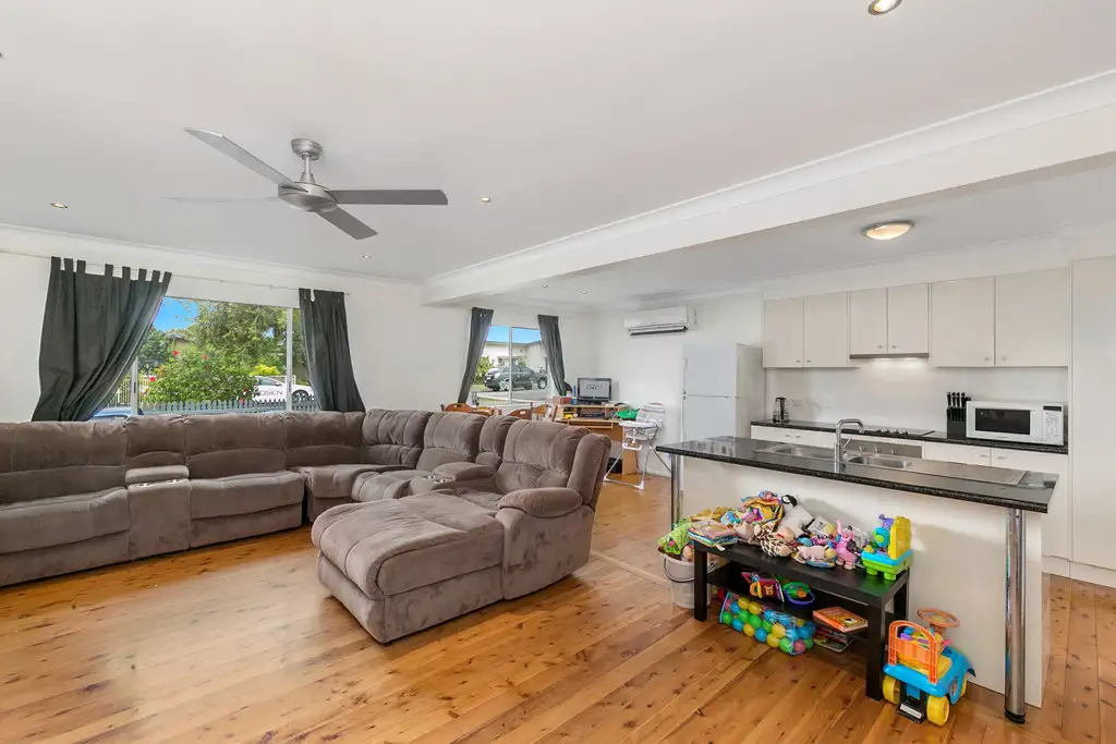 Main view of Homely house listing, 7 Dampier Boulevarde, Killarney Vale NSW 2261