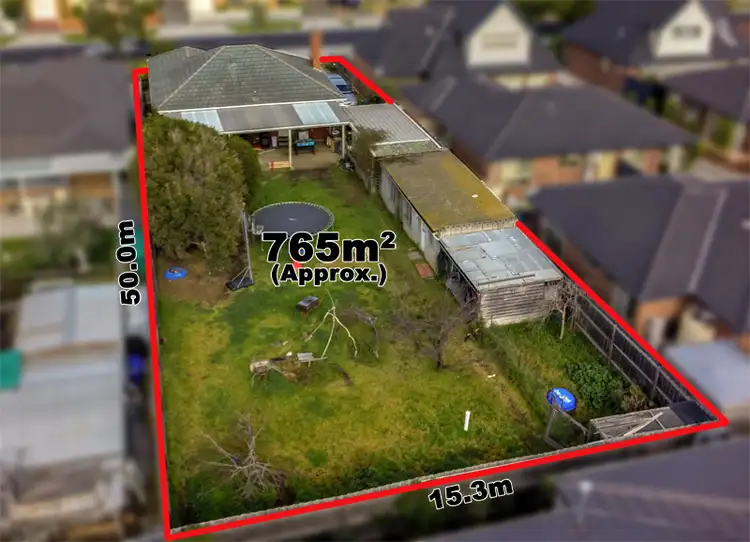 12 Conrad Street, St Albans VIC 3021