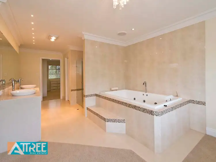 Fourth view of Homely house listing, 8 Austral Court, Canning Vale WA 6155