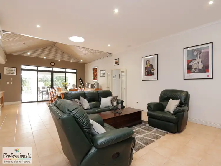 Sixth view of Homely house listing, 10 Dunbar Way, Canning Vale WA 6155