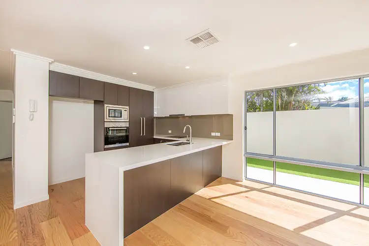 Fourth view of Homely unit listing, 2/14 Webb Street, Margate QLD 4019