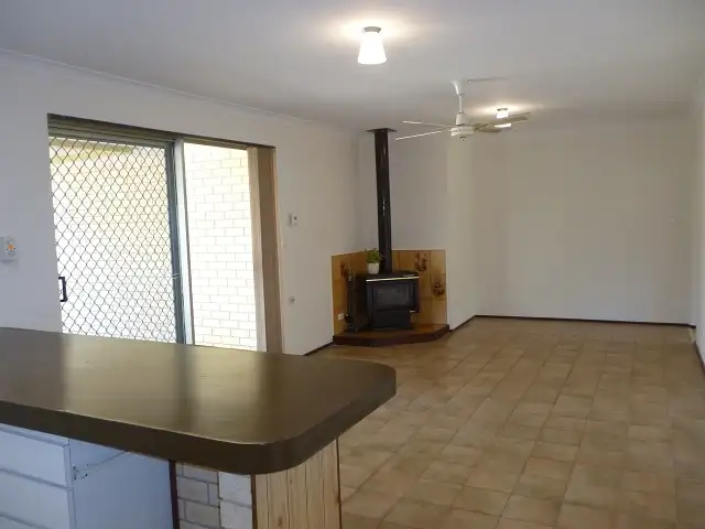 Seventh view of Homely house listing, 30 Jacqueline Drive, Thornlie WA 6108