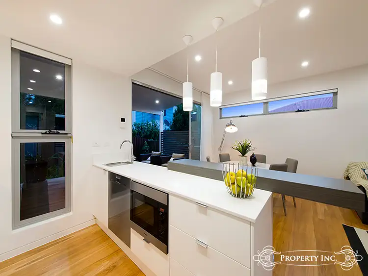 Fourth view of Homely townhouse listing, 3/122 Waverley Street, Annerley QLD 4103