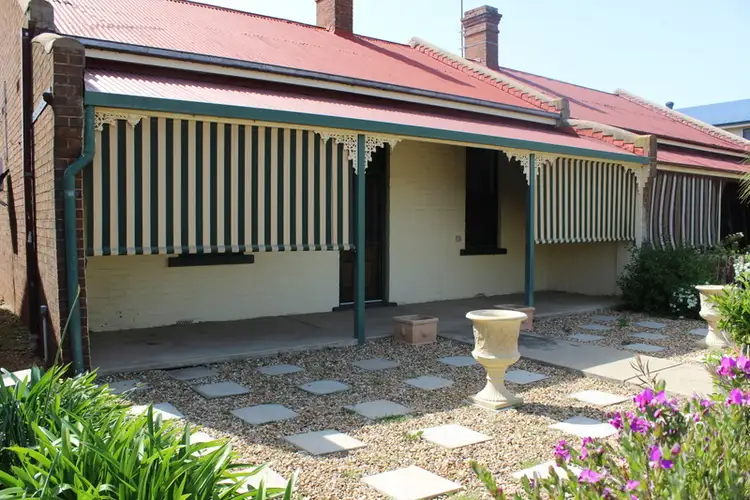 175 Baker Street, Temora NSW 2666
