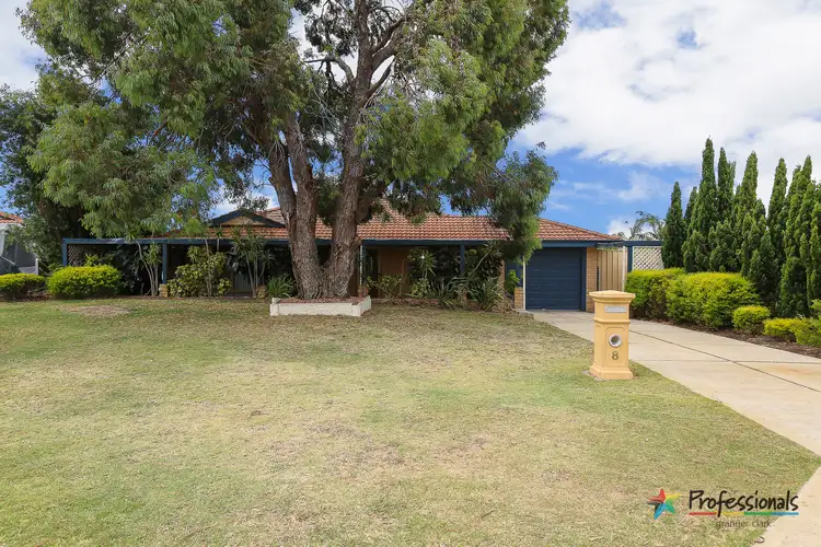 8 Veros Place, Marangaroo WA 6064