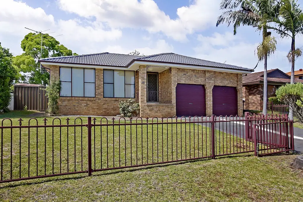 Main view of Homely house listing, 28 Mistletoe Avenue, Macquarie Fields NSW 2564