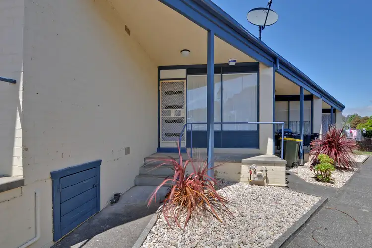 11/4-6 Monash Road, Newborough VIC 3825