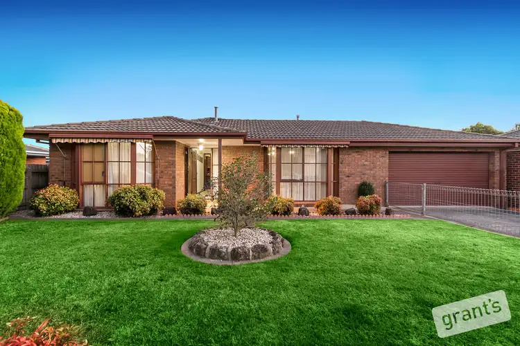 1 Tottington Rise, Berwick VIC 3806