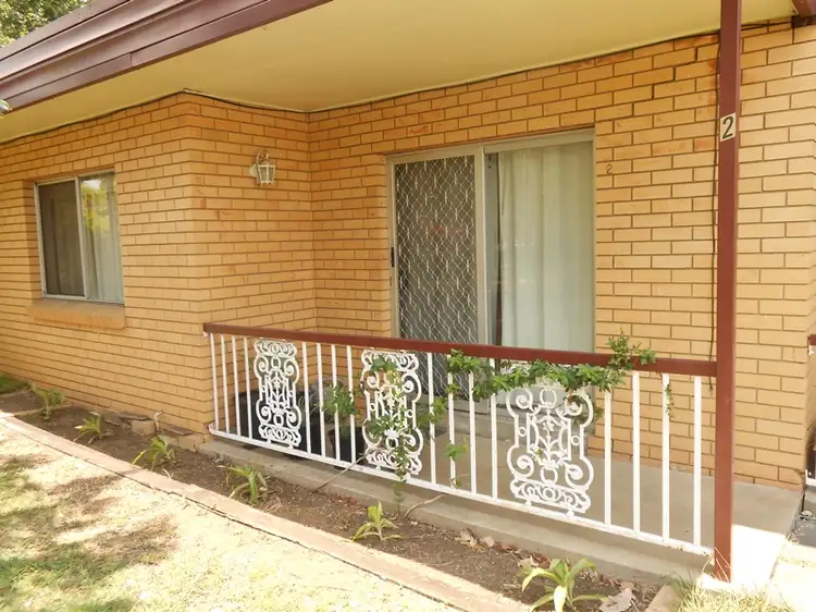 27 Salisbury Road, Ipswich QLD 4305