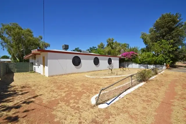 27 Pedler Avenue, Gillen NT 870