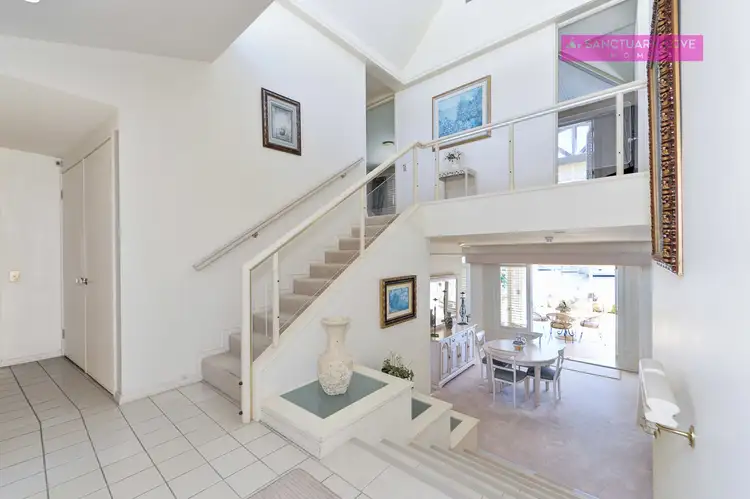 5654 HARBOUR TCE, Sanctuary Cove QLD 4212