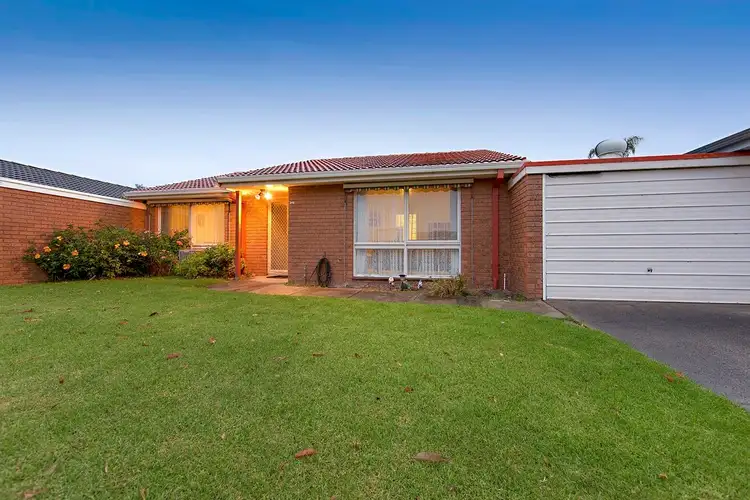 35 Orana Crescent, Chelsea VIC 3196
