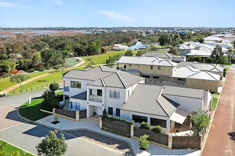 79 Darwin Terrace, Dudley Park WA 6210