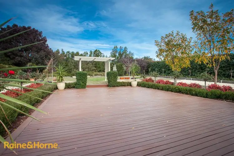 Second view of Homely house listing, 7 Chestnut Way, Sunbury VIC 3429