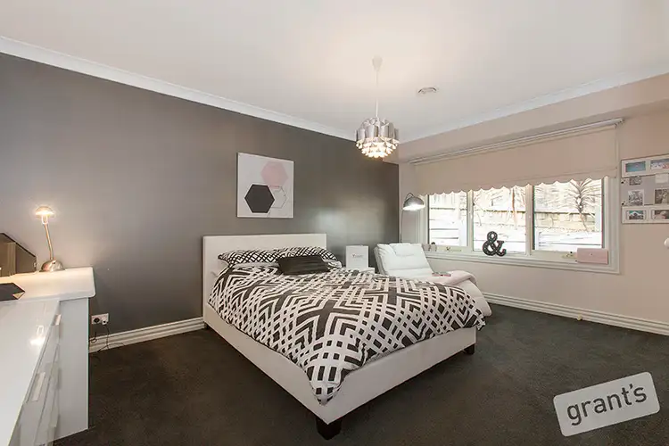 Seventh view of Homely house listing, 5 Mansell Court, Berwick VIC 3806
