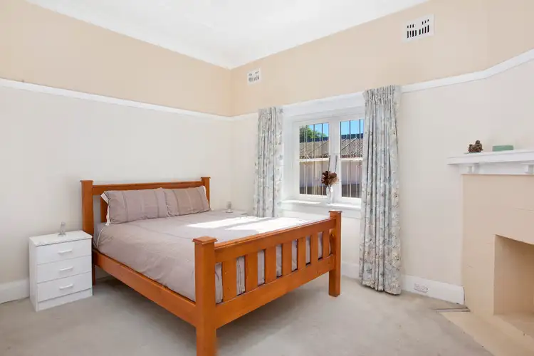 Fifth view of Homely house listing, 33 South Creek Road, Dee Why NSW 2099