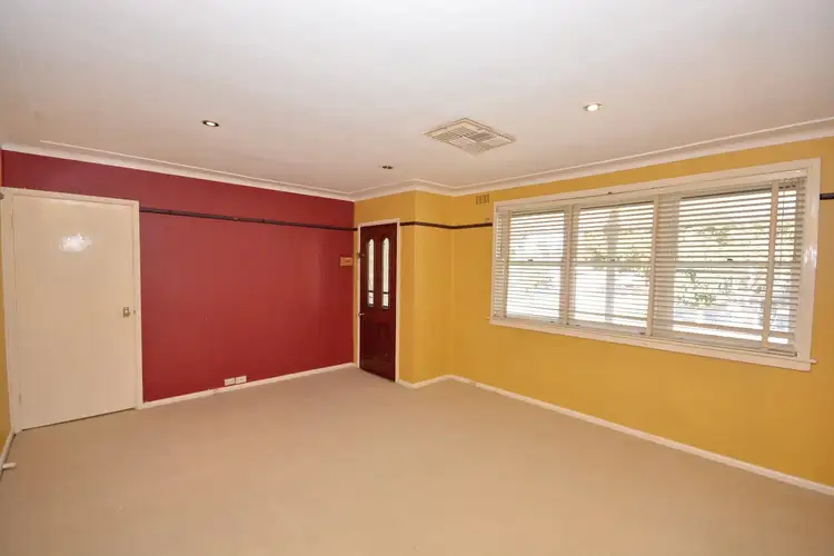 Fourth view of Homely house listing, 5 Coolamon Street, Leeton NSW 2705