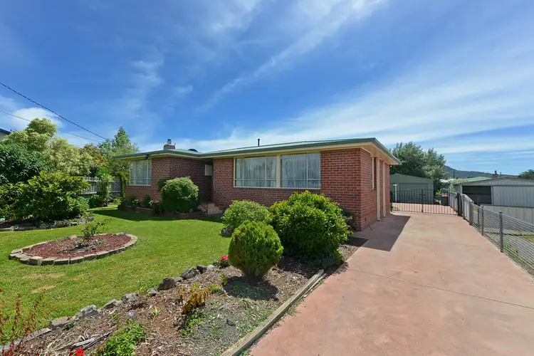 2 Teganna Circle, New Norfolk TAS 7140