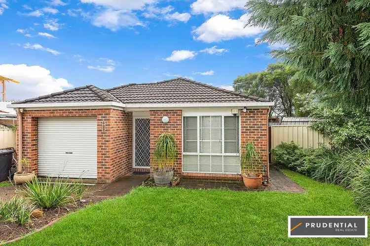 11 Cowan Place, St Helens Park NSW 2560