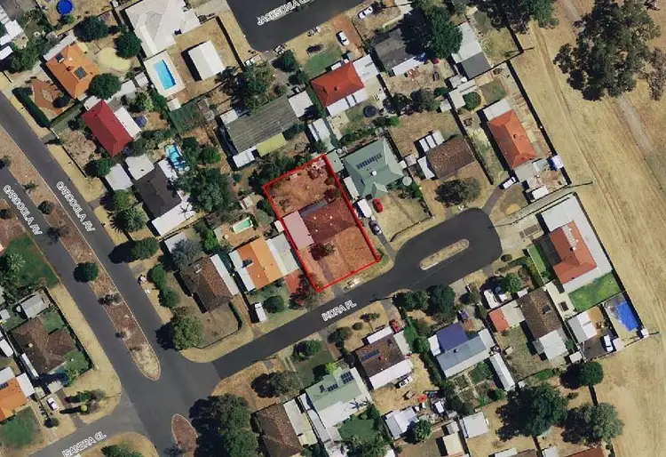 Second view of Homely house listing, 5 Ixora Place, Pinjarra WA 6208